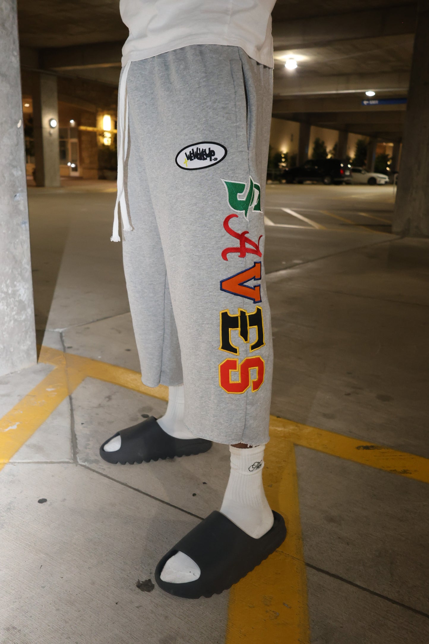 JESUS SAVES UNIVERSITY CROPPED SWEATS (GREY)