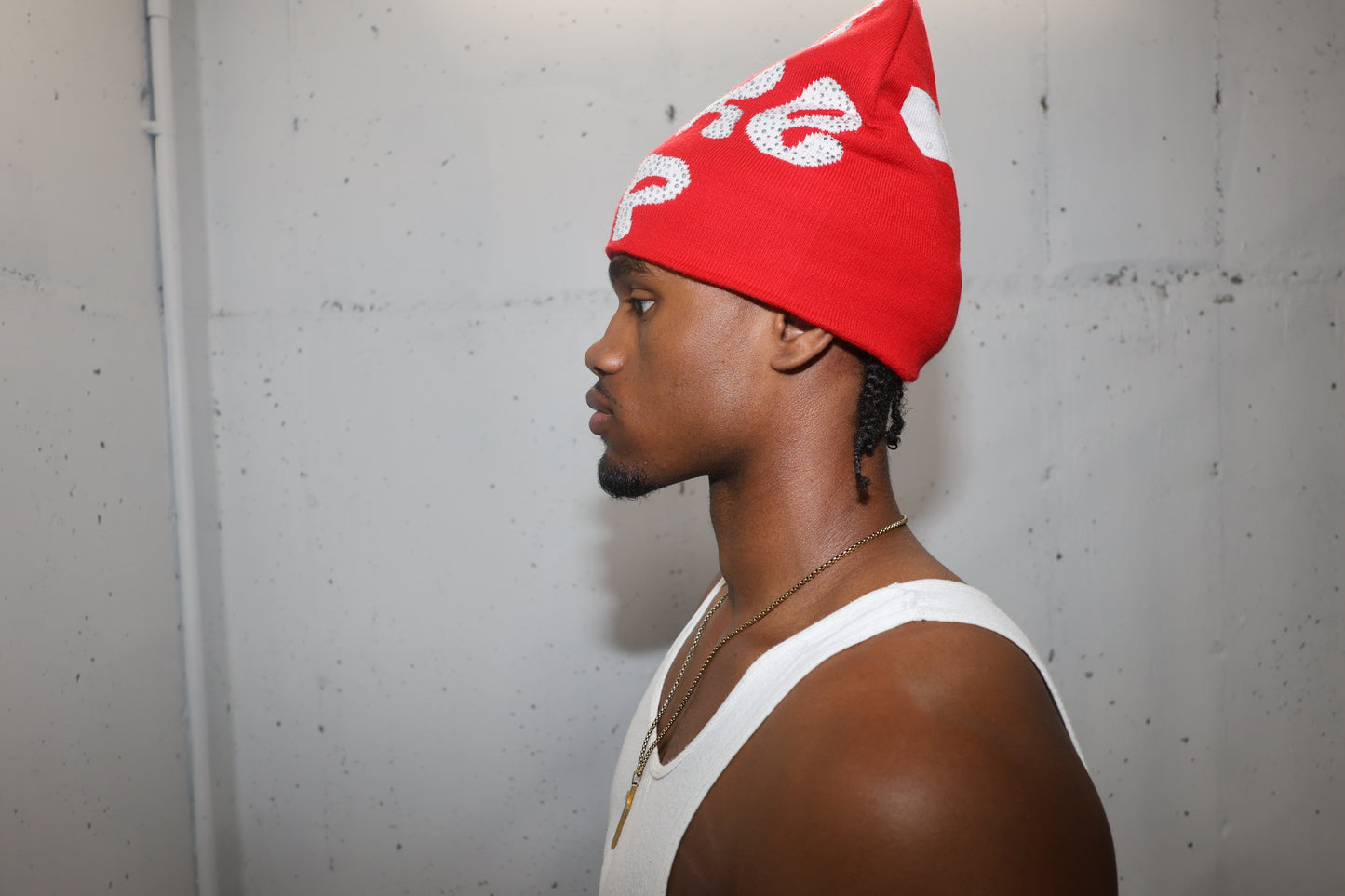 RHINESTONE WEWOKEUP BEANIE (RED)