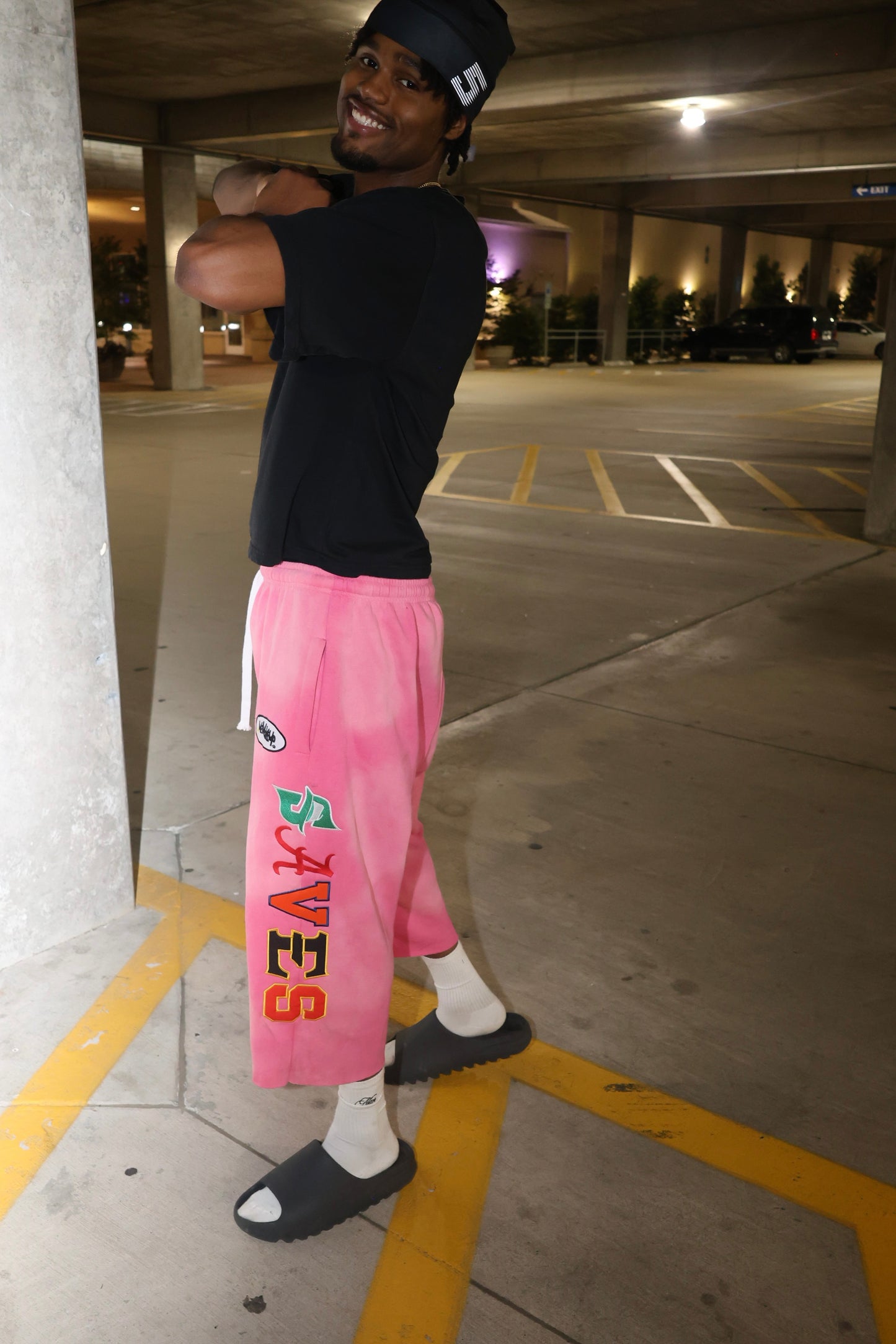 JESUS SAVES UNIVERSITY CROPPED SWEATS (PINK)